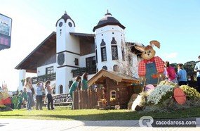 Treze Tílias inaugura decoração de Páscoa