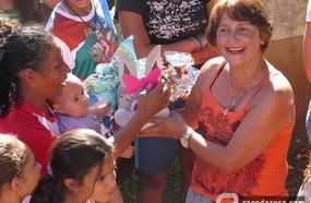 Páscoa na Vila Cachoeirinha: 90 cestas foram entregues às crianças carentes