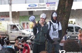 Jovens protestam em Joaçaba no 'Dia do Basta à Corrupção'