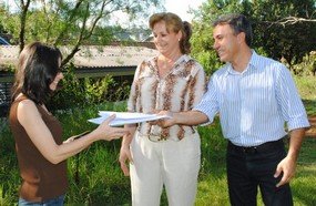 CEF vistoria terreno que receberá Centro Especializado em Reabilitação Física e Auditiva