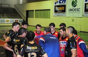 CH Sistemas/Real Makro Joaçaba Futsal perde em casa