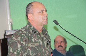 Representantes do Exército e TG participam de sessão na Câmara