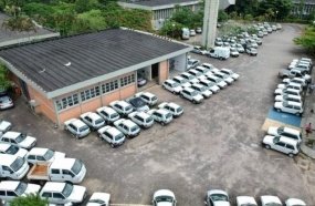 Epagri realiza leilão de veículos e equipamentos