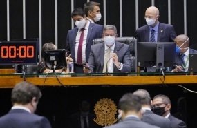 PEC Emergencial: Câmara conclui votação e auxílio pode ser pago logo
