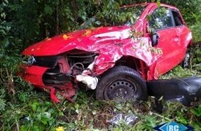 Capotamento deixa mulher ferida em Joaçaba 