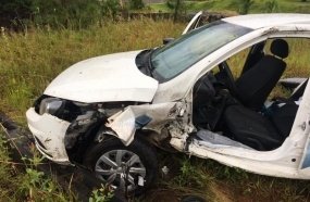 Motorista é socorrido inconsciente após saída de pista na BR-282 