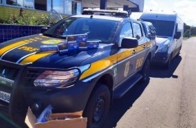 PRF e GAECO apreendem 100 mil maços de cigarros em Ponte Serrada