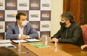 Estado garante auxílio a profissionais de saúde e custeio de leitos de UTI