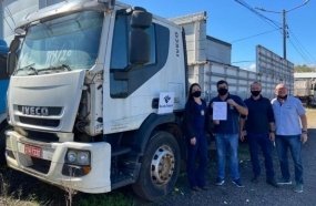 Receita Federal doa caminhão e quatro automóveis para Luzerna