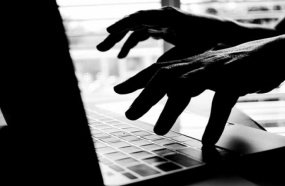 Homem é condenado por armazenar pornografia infantil, inclusive da filha 
