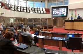 Acompanhe ao vivo o julgamento do governador Carlos Moisés 