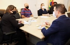 Governo de SC realiza reuniões para tratar do auxílio emergencial
