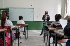 Levantamento detalha dados sobre profissionais que atuam nas escolas de SC