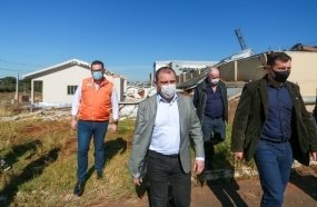 Governador visita áreas atingidas por tornado em Campos Novos