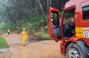 Equipes estão mobilizadas para atender famílias afetadas pela chuva 