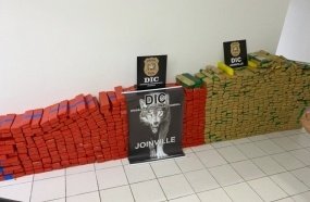 Polícia Civil apreende cerca de uma tonelada de drogas em SC