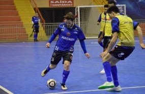 Joaçaba Futsal recebe o São José nesta segunda-feira