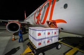 Governo recebe 309 mil doses da vacina AstraZeneca
