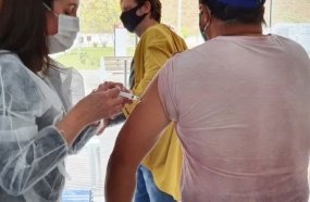 Joaçaba vacina nesta quarta-feira pessoas com 45 anos ou mais 