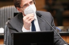 Deputado quer que Estado esclareça falta de medicamentos