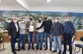 Deputado garante recursos para o projeto do anel viário de Herval 