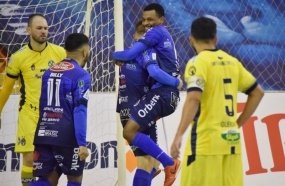 Joaçaba Futsal vence o Santo André/Intelli por 3 a 2 