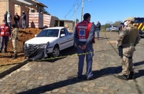 Homem morre atropelado ao tentar segurar veículo desgovernado
