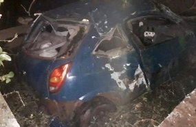 Capotamento deixa casal ferido no interior de Irani