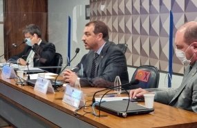 Governador garante acordo para aporte de recursos nas rodovias federais 