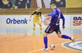 Joaçaba Futsal empata em 3 a 3 com o Jaraguá 