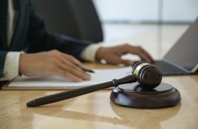 Crime passional, tentativa e homicídio são julgados no Oeste 