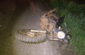 Adolescente fica ferido após sofrer queda de motocicleta 