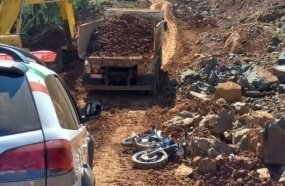 Motociclista sofre queda ao tentar fugir de abordagem policial 
