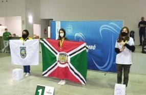 Xadrez feminino conquista medalhas nos Joguinhos Abertos e Olesc