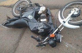Adolescente bate em viatura da PM ao tentar fugir de abordagem
