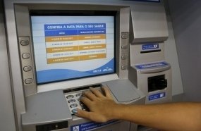 Nascidos em fevereiro podem sacar o auxílio emergencial 
