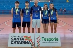 Joaçaba é vice-campeã do Badminton na OLESC