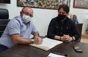 Vice-prefeito assume Prefeitura de Joaçaba 