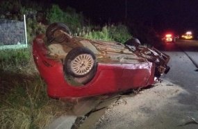 Colisão entre três veículos mata duas pessoas na SC-355