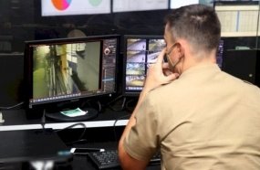 Foragido se entrega no quartel da PM por estar passando fome