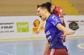 Joaçaba Futsal arranca empate com Jaraguá no jogo de ida da semifinal
