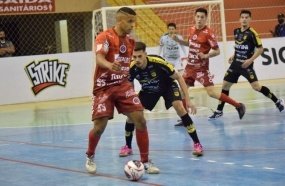 Joaçaba Futsal e Jaraguá decidem vaga para a final da Série Ouro 