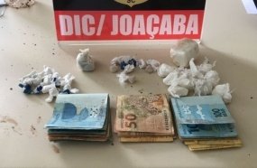 Suspeito por tráfico é preso após tentar se esconder debaixo da cama