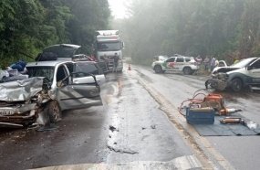 Acidente mata mulher e deixa três feridos em Vargem Bonita