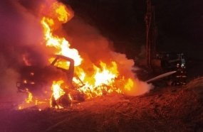 Caminhão é consumido por incêndio no interior de Concórdia 