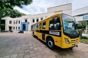Joaçaba recebe ônibus escolar do Governo do Estado