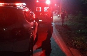 Jovem de 22 anos morre ao cair com moto em córrego 