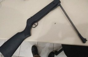 PM apreende armas com homem que ameaçou companheira