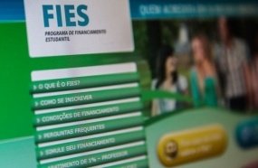 Estudantes inadimplentes já podem renegociar dívidas com Fies
