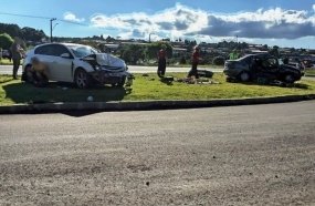Mulher morre após colisão entre veículos no trevo de Ponte Serrada 